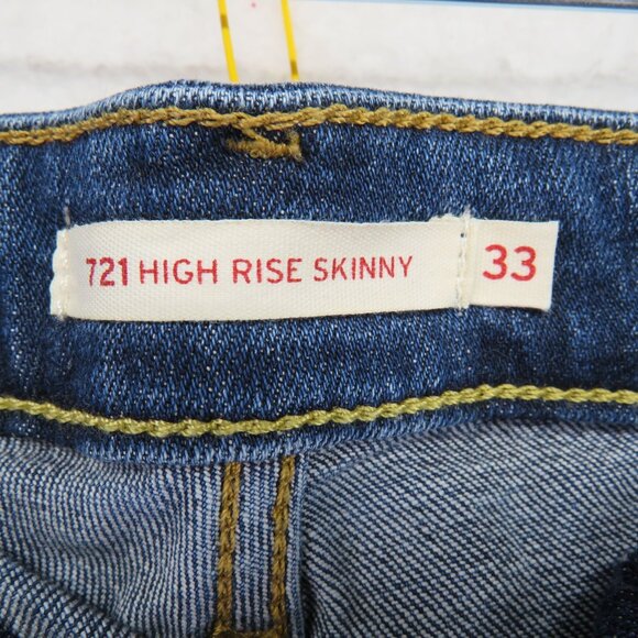 Levis Jeans Womens Size 33 Skinny High Rise 721 Medium Wash Distressed Denim - Picture 6 of 11